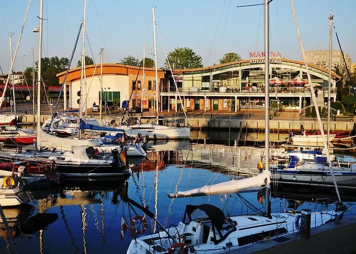 Luxury Marina Apartment