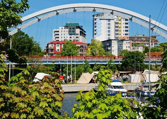 Luxury Marina Apartment *